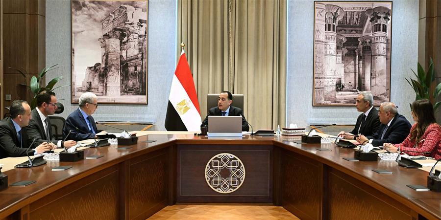 مدبولي يتابع عددا من الملفات الاقتصادية وإعادة هيكلة الشركات المملوكة للدولة